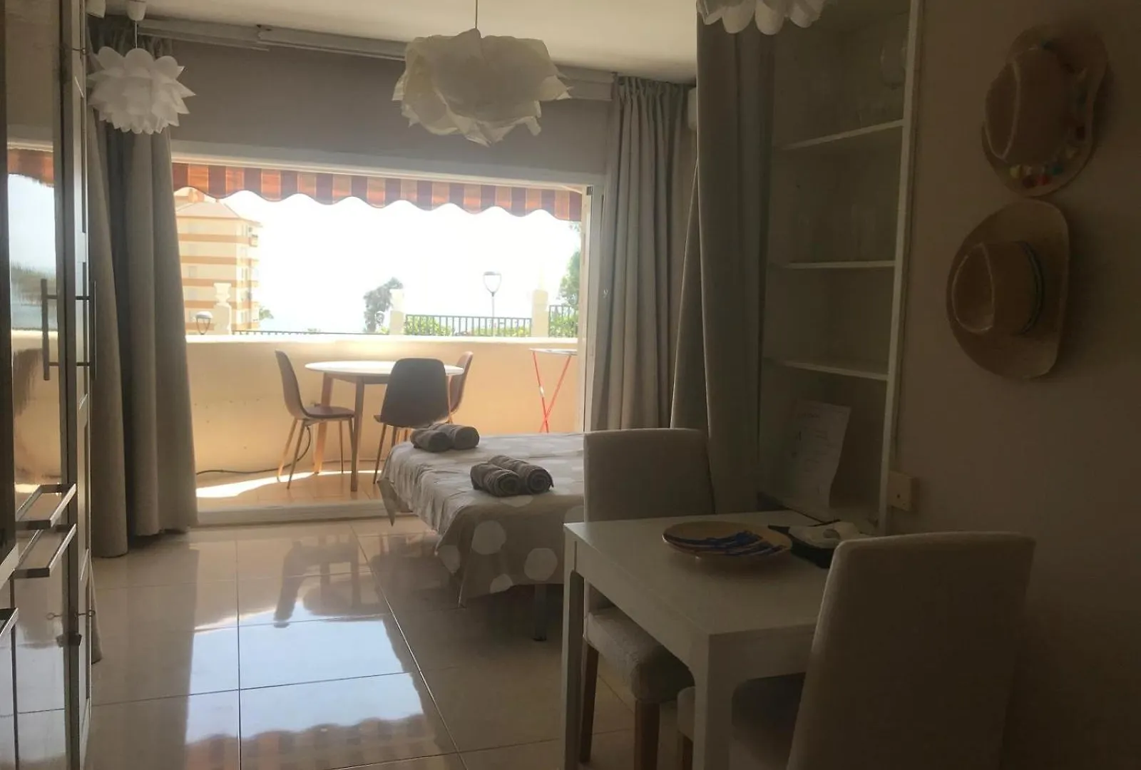 Benalbeach 贝纳尔马德纳 公寓